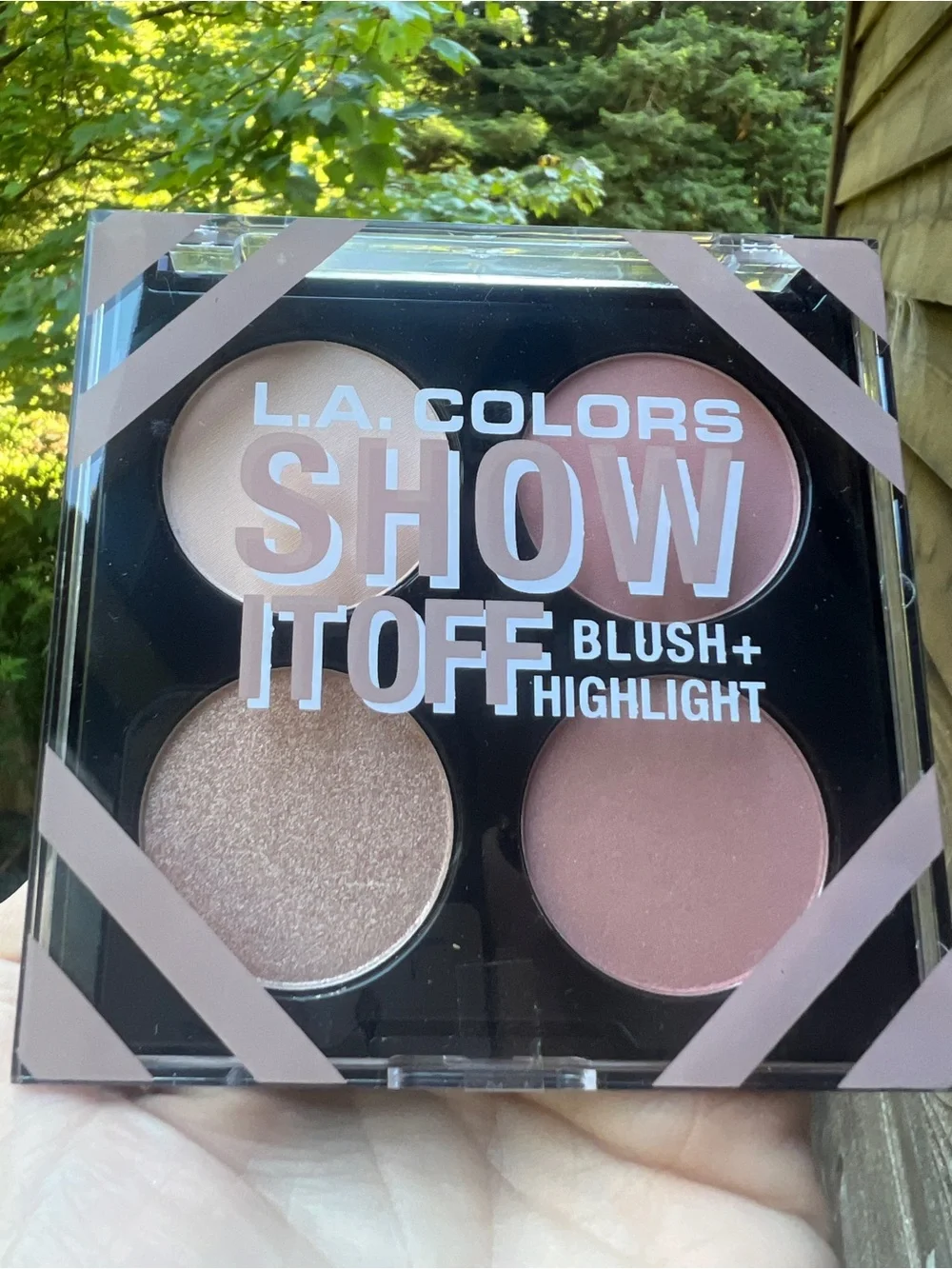 L.A. COLORS Show It Off Blush + Highlight Palette - Peach & Champagne